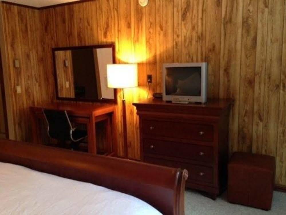 Evergreen Valley Inn Stoneham Zewnętrze zdjęcie